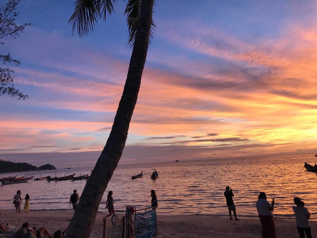 Grand Beach Resort Ko Tao Esterno foto