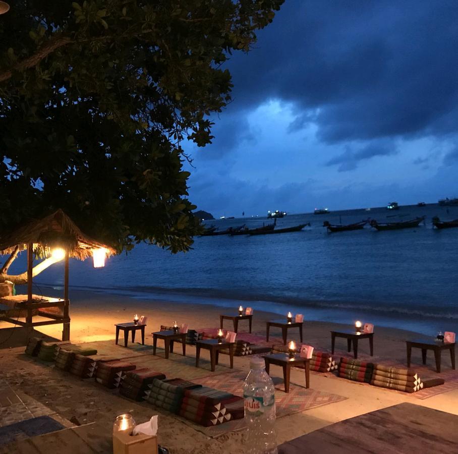 Grand Beach Resort Ko Tao Esterno foto