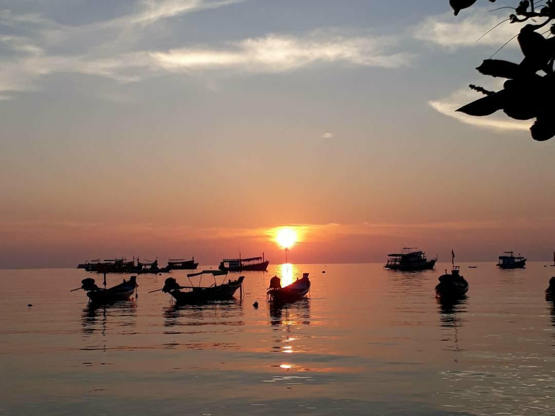 Grand Beach Resort Ko Tao Esterno foto