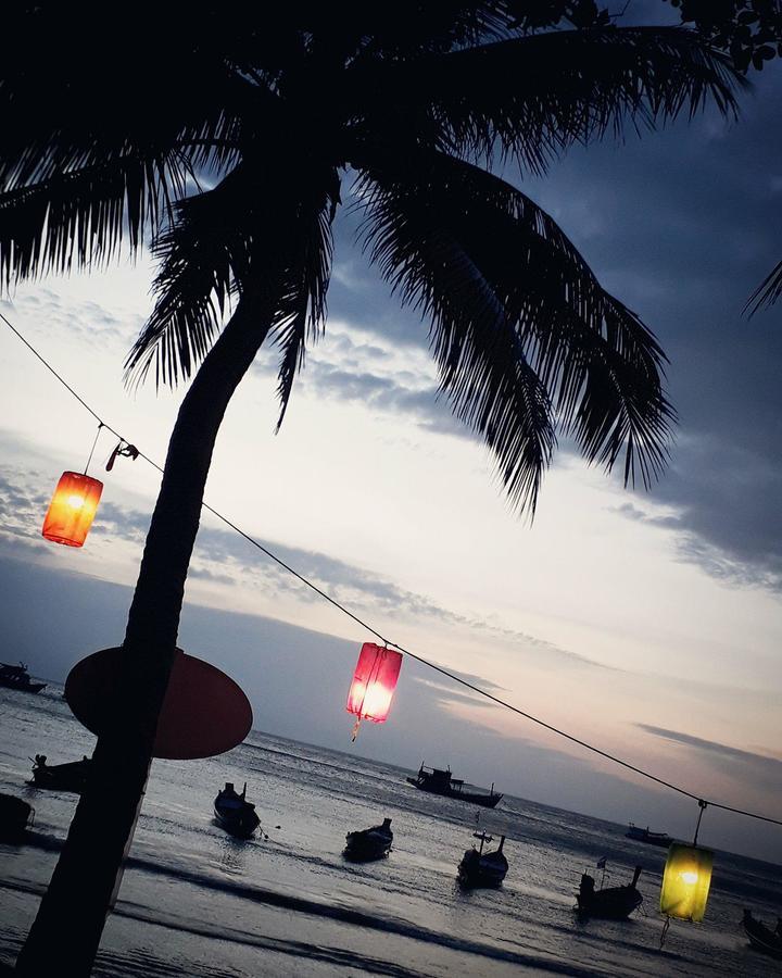 Grand Beach Resort Ko Tao Esterno foto